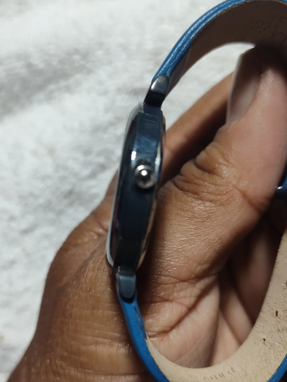 watch - Picture 3 of 3